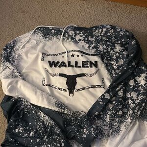 Wallen XXL woman’s hoodie